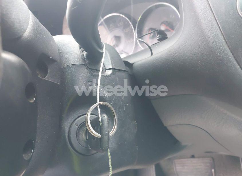 Photo 11 of 2005 Honda Civic LX (VIN 2HGES166X5H530014)