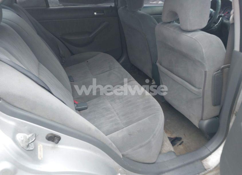 Photo 8 of 2005 Honda Civic LX (VIN 2HGES166X5H530014)