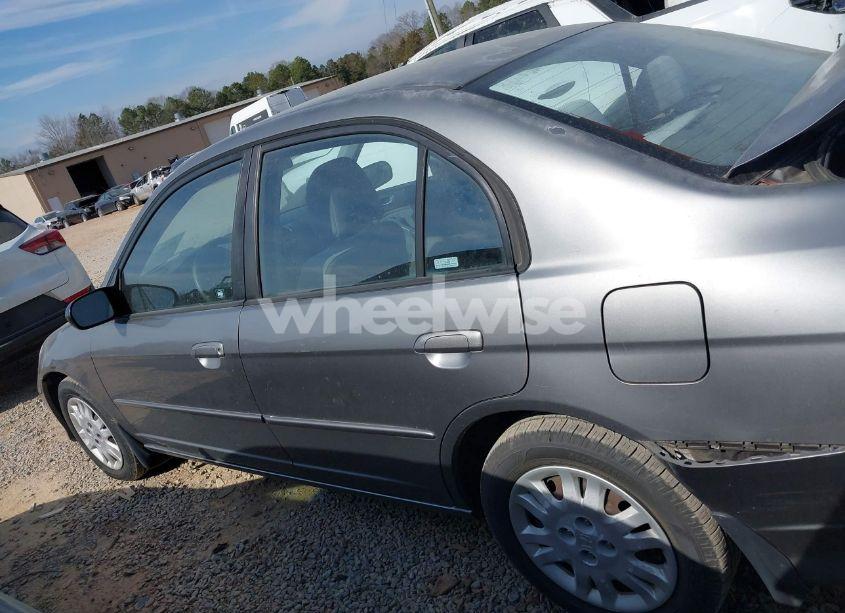 Photo 14 of 2005 Honda Civic LX (VIN 2HGES166X5H627861)