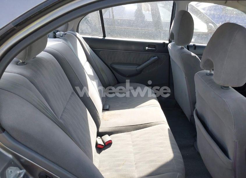 Photo 8 of 2005 Honda Civic LX (VIN 2HGES166X5H627861)