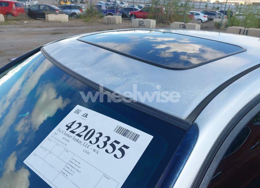 Photo 12 of 2005 Honda Civic EX (VIN 2HGES25855H603783)