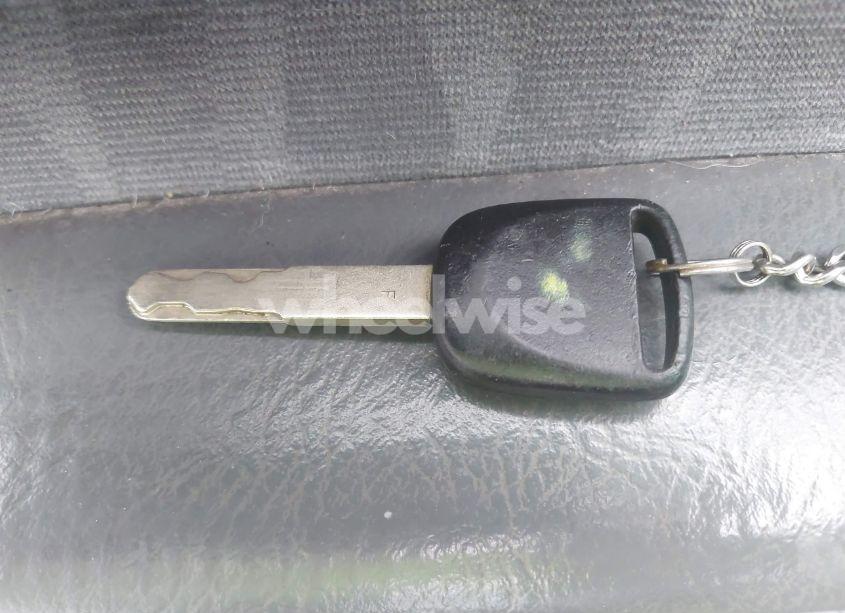 Photo 11 of 2005 Honda Civic EX (VIN 2HGES26715H543989)