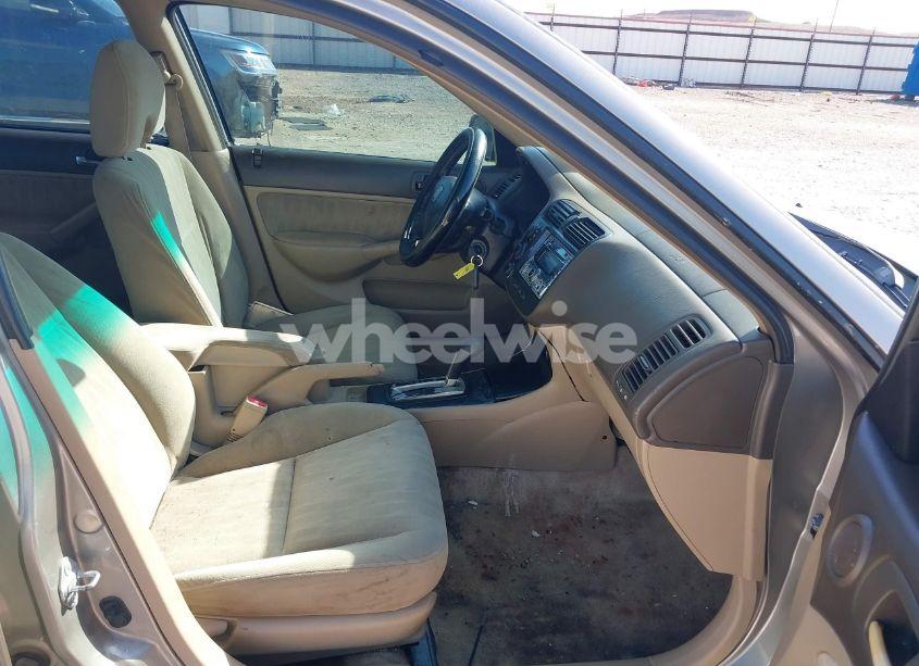 Photo 5 of 2005 Honda Civic EX (VIN 2HGES26715H557911)