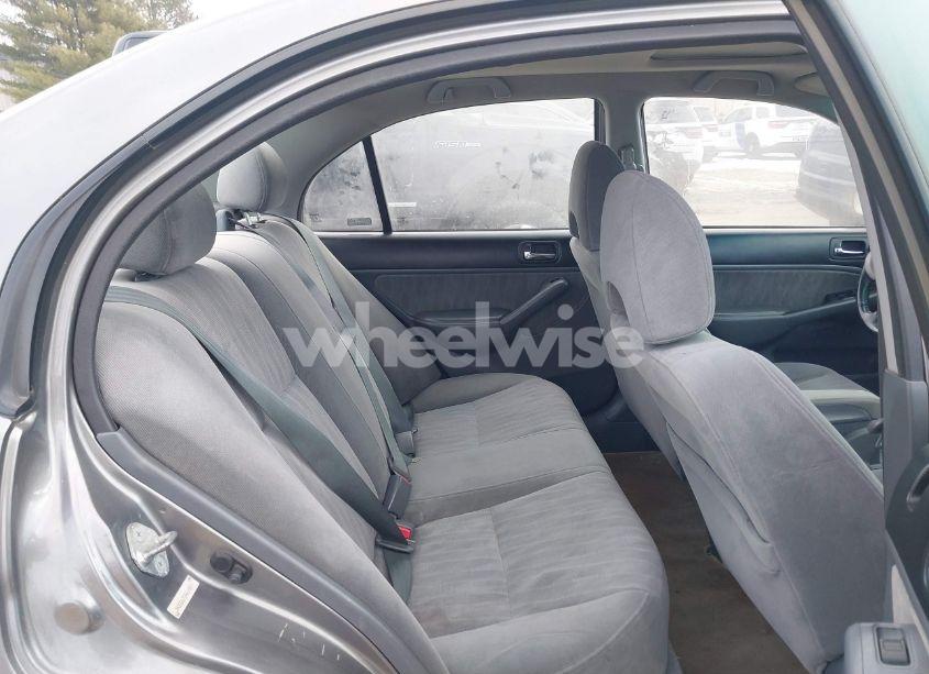 Photo 8 of 2005 Honda Civic EX (VIN 2HGES26715H610817)