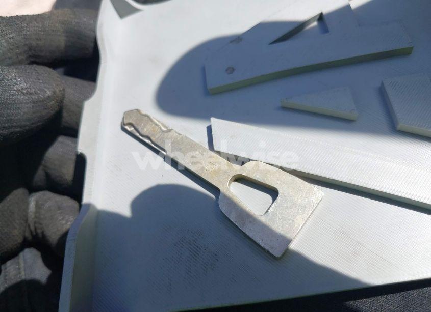 Photo 11 of 2005 Honda Civic EX (VIN 2HGES26725H504408)