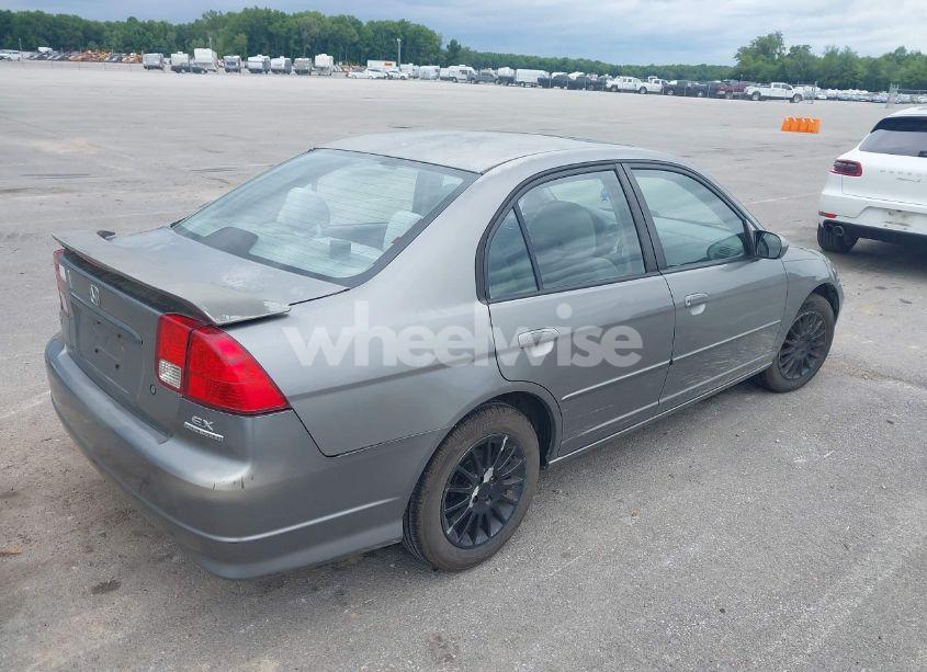 Photo 4 of 2005 Honda Civic EX (VIN 2HGES26735H552967)