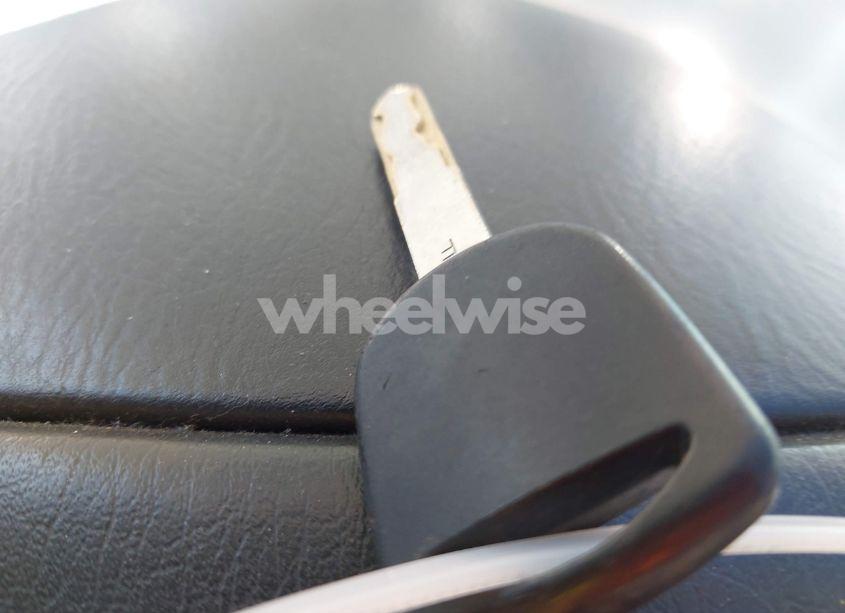 Photo 11 of 2005 Honda Civic EX (VIN 2HGES26755H551657)