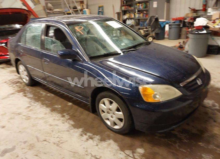 2002 Honda Civic EX (VIN 2HGES26762H573680) main photo