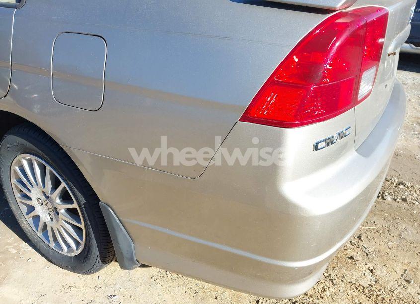 Photo 13 of 2005 Honda Civic EX (VIN 2HGES26785H552978)