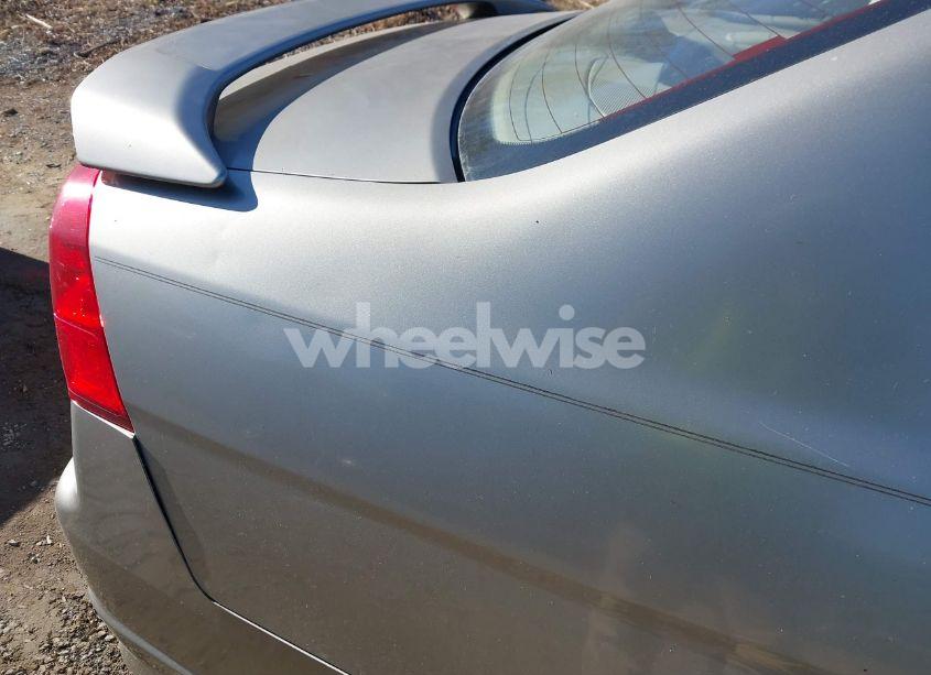 Photo 15 of 2005 Honda Civic EX (VIN 2HGES26785H552978)