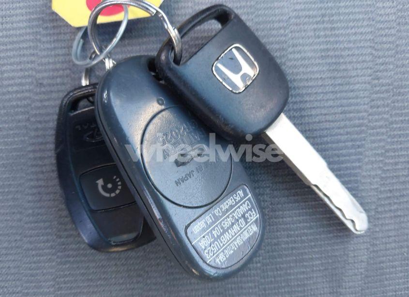 Photo 11 of 2005 Honda Civic EX (VIN 2HGES26815H530703)