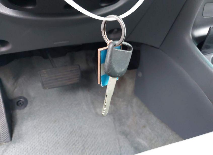 Photo 11 of 2005 Honda Civic EX (VIN 2HGES26845H560164)