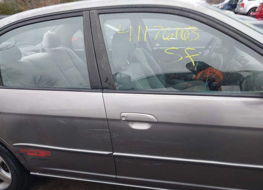 Photo 13 of 2005 Honda Civic EX (VIN 2HGES26845H560164)