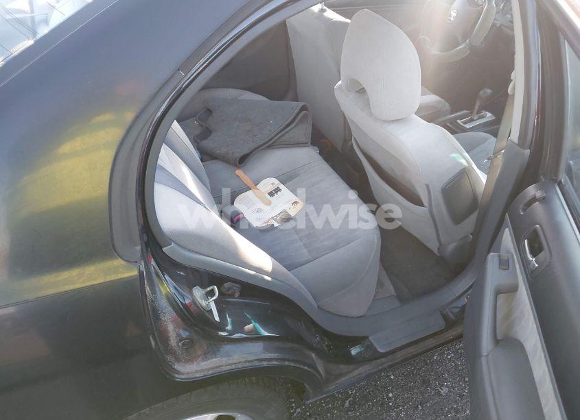 Photo 8 of 2005 Honda Civic EX (VIN 2HGES26885H521321)