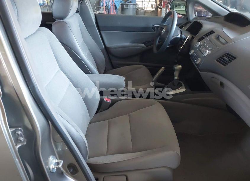 Photo 5 of 2008 Honda Civic LX (VIN 2HGFA15528H353382)