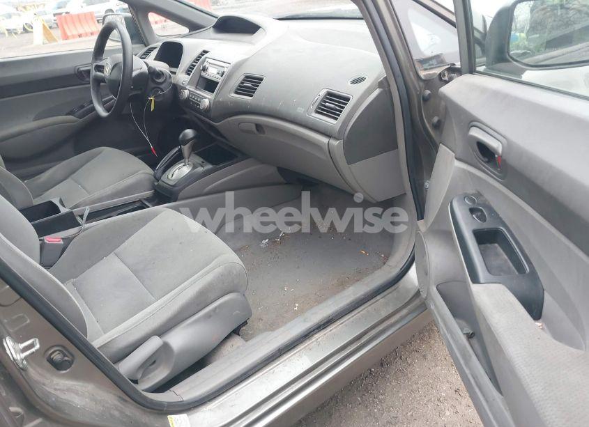 Photo 5 of 2006 Honda Civic DX (VIN 2HGFA16226H522012)