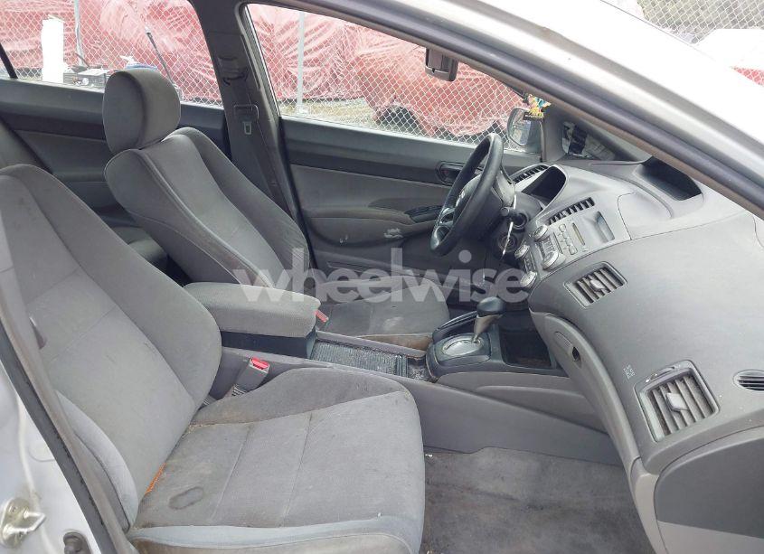 Photo 5 of 2007 Honda Civic DX-G (VIN 2HGFA16327H040215)