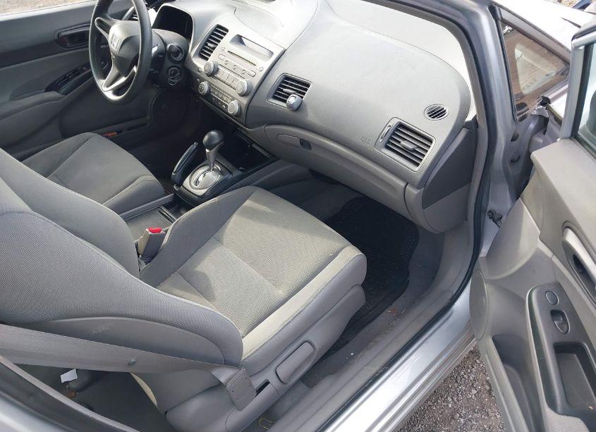 Photo 5 of 2009 Honda Civic VP (VIN 2HGFA16329H339786)