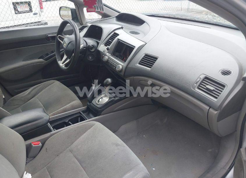 Photo 5 of 2009 Honda Civic VP (VIN 2HGFA16389H341137)