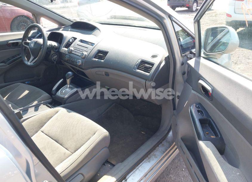 Photo 5 of 2009 Honda Civic LX (VIN 2HGFA16509H300809)