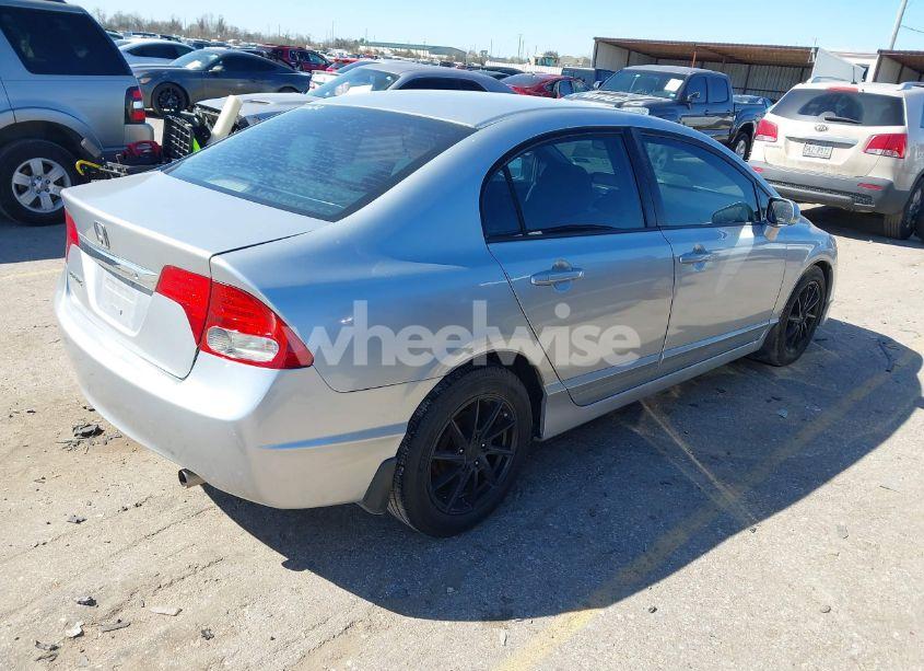 Photo 4 of 2009 Honda Civic LX (VIN 2HGFA16509H322082)