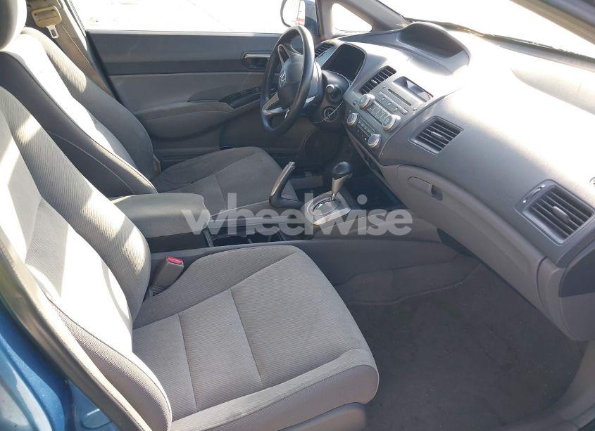 Photo 5 of 2009 Honda Civic LX (VIN 2HGFA16509H345247)