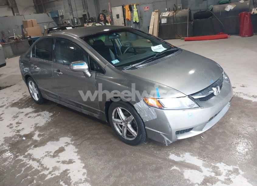 2006 Honda Civic LX (VIN 2HGFA16516H518446) main photo