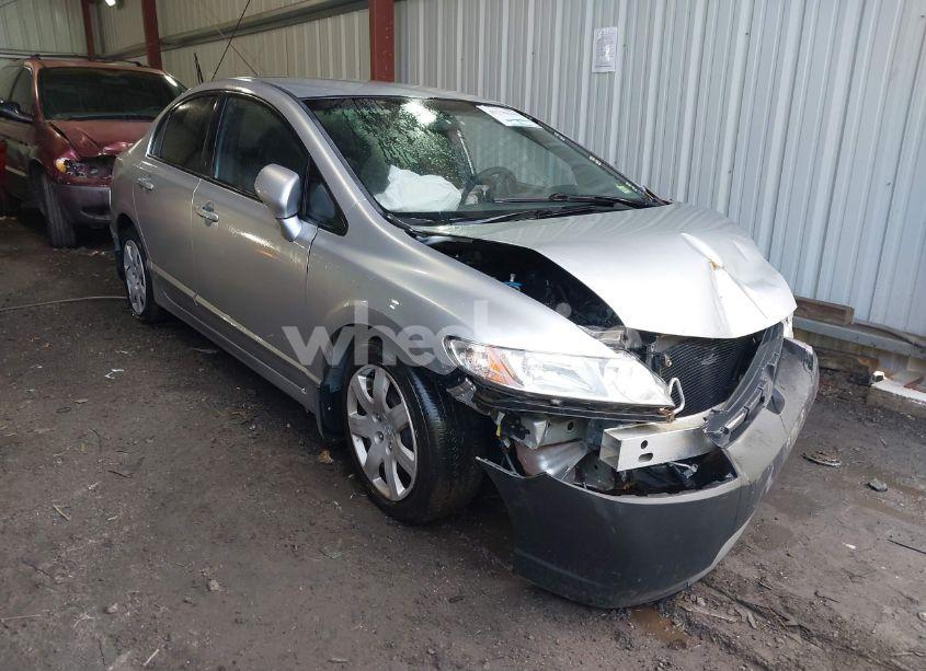 2008 Honda Civic LX (VIN 2HGFA16518H304625) main photo