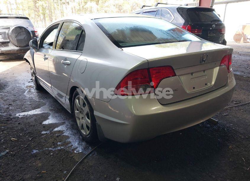 Photo 3 of 2008 Honda Civic LX (VIN 2HGFA16518H304625)