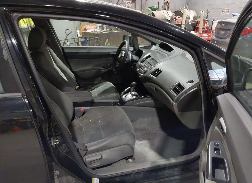 Photo 5 of 2008 Honda Civic LX (VIN 2HGFA16518H323031)