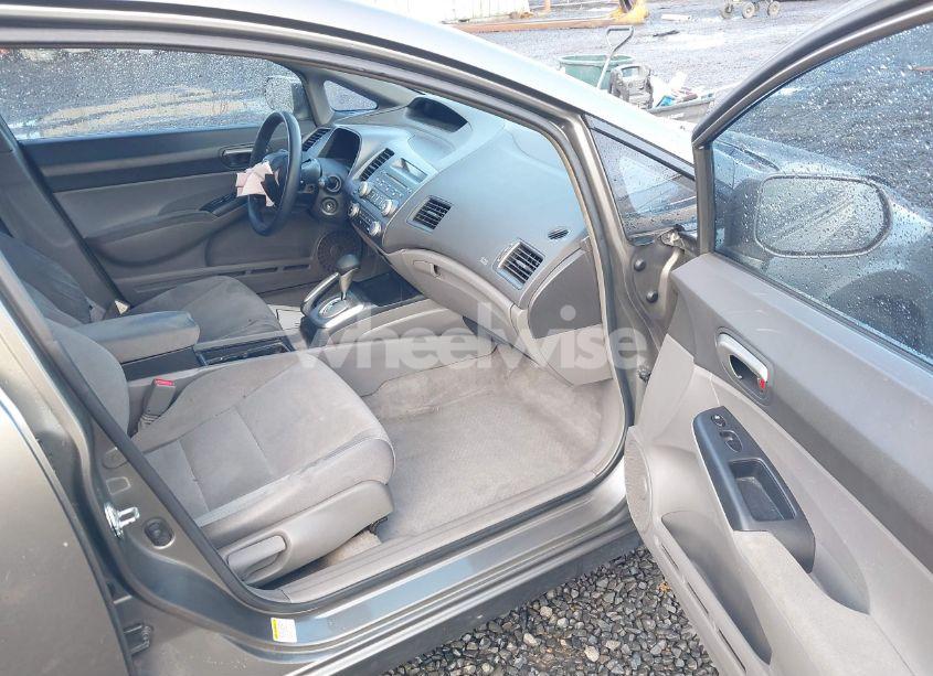 Photo 5 of 2008 Honda Civic LX (VIN 2HGFA16518H503318)
