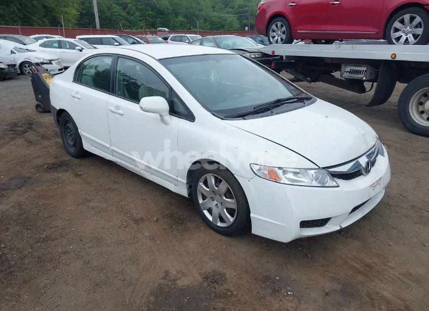 2009 Honda Civic LX (VIN 2HGFA16519H360615) main photo