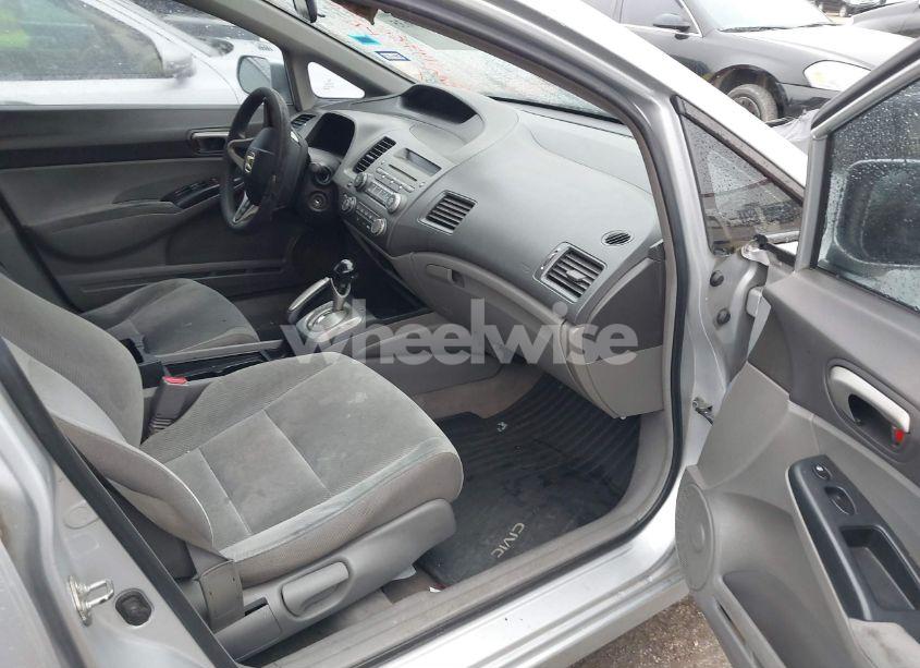 Photo 5 of 2009 Honda Civic LX (VIN 2HGFA16519H547532)