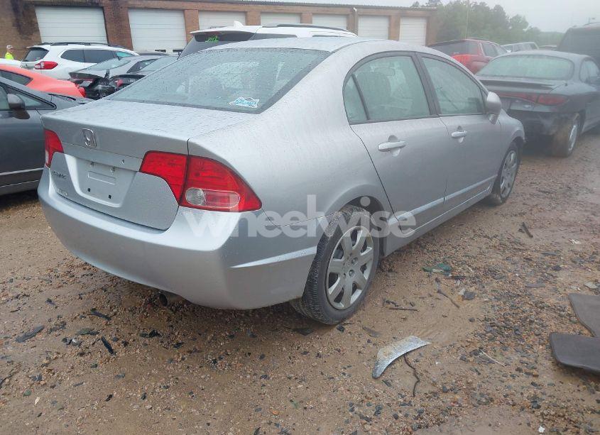 Photo 4 of 2007 Honda Civic LX (VIN 2HGFA16527H300792)