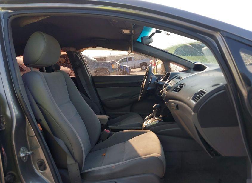 Photo 5 of 2008 Honda Civic LX (VIN 2HGFA16528H335771)