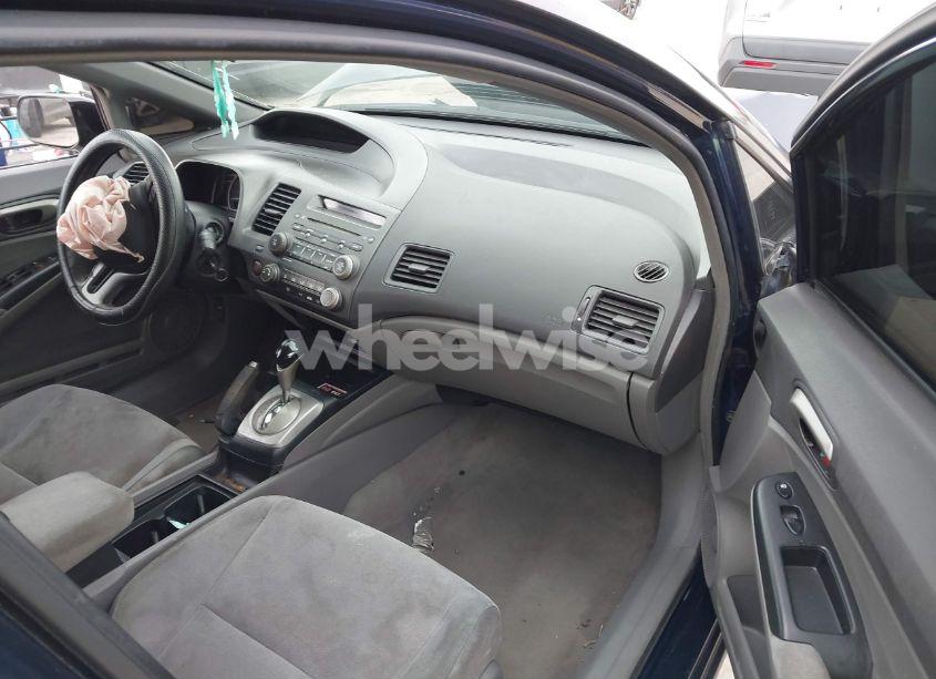 Photo 5 of 2008 Honda Civic LX (VIN 2HGFA16528H533931)