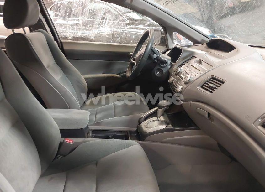 Photo 5 of 2009 Honda Civic LX (VIN 2HGFA16529H324786)