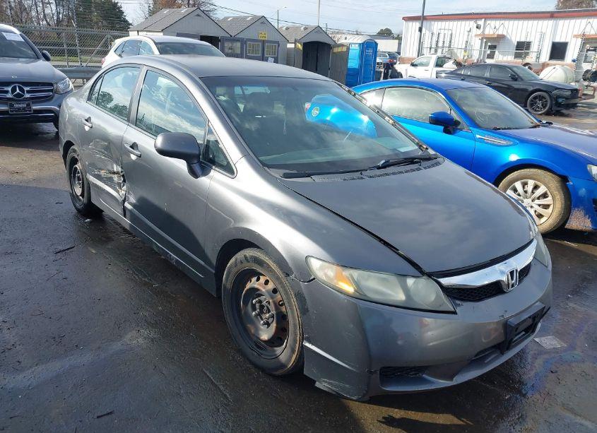 2009 Honda Civic LX (VIN 2HGFA16539H313909) main photo