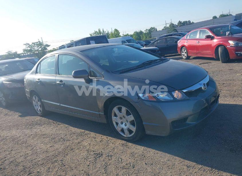 2009 Honda Civic LX (VIN 2HGFA16539H352757) main photo
