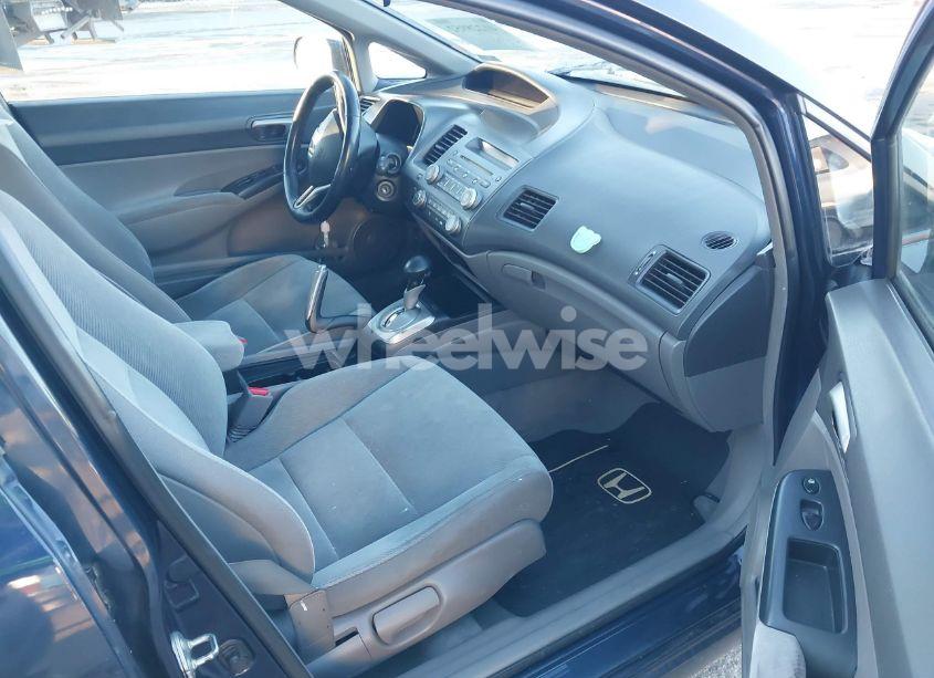 Photo 5 of 2009 Honda Civic LX (VIN 2HGFA16539H526357)