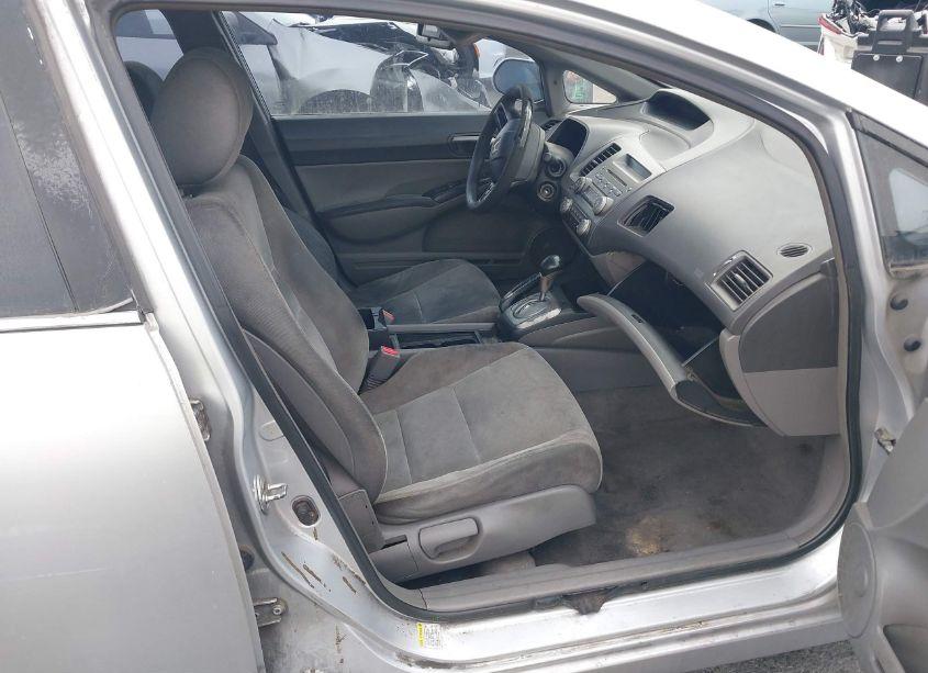 Photo 5 of 2006 Honda Civic LX (VIN 2HGFA16546H508414)