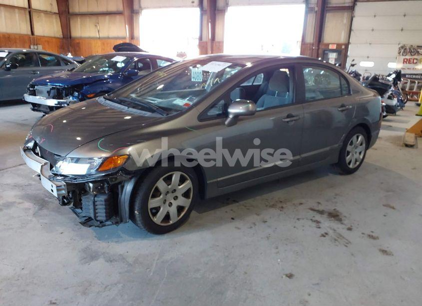 Photo 2 of 2007 Honda Civic LX (VIN 2HGFA16547H300096)