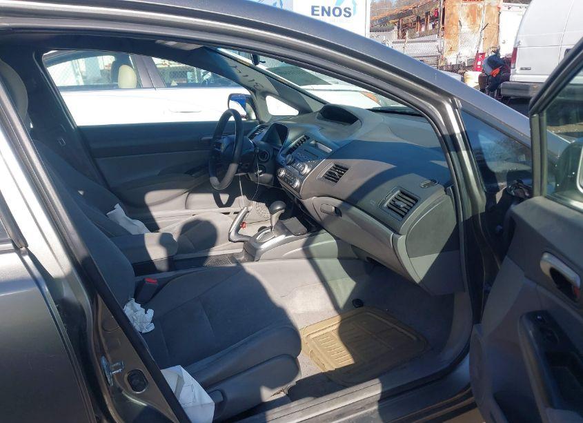 Photo 5 of 2007 Honda Civic LX (VIN 2HGFA16547H306903)