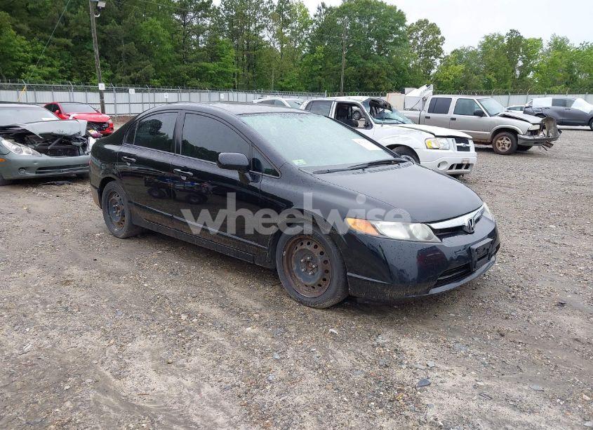 2007 Honda Civic LX (VIN 2HGFA16547H307792) main photo