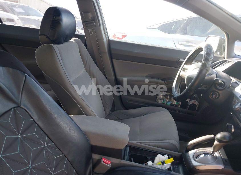 Photo 5 of 2008 Honda Civic LX (VIN 2HGFA16548H324383)