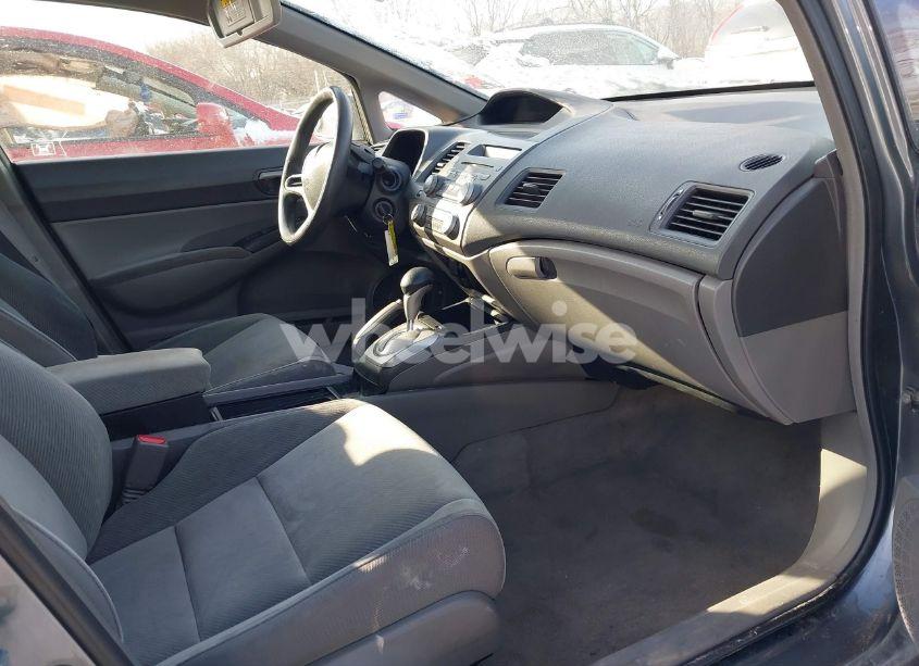 Photo 5 of 2009 Honda Civic LX (VIN 2HGFA16549H310906)