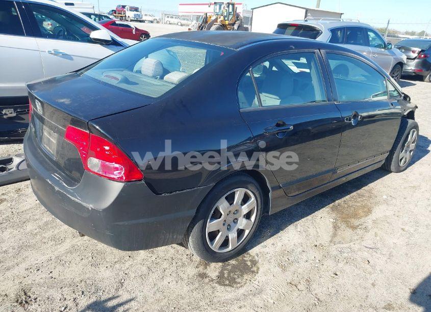 Photo 4 of 2007 Honda Civic LX (VIN 2HGFA16557H310992)