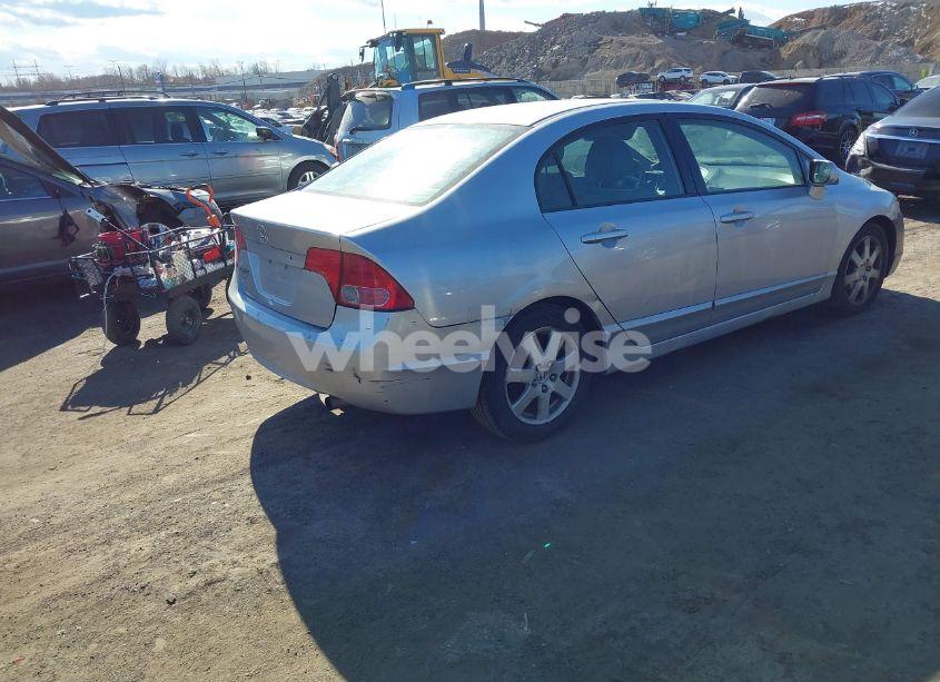 Photo 4 of 2008 Honda Civic LX (VIN 2HGFA16558H316003)