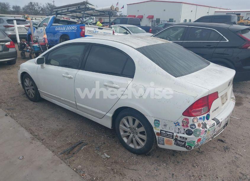 Photo 3 of 2008 Honda Civic LX (VIN 2HGFA16558H328023)