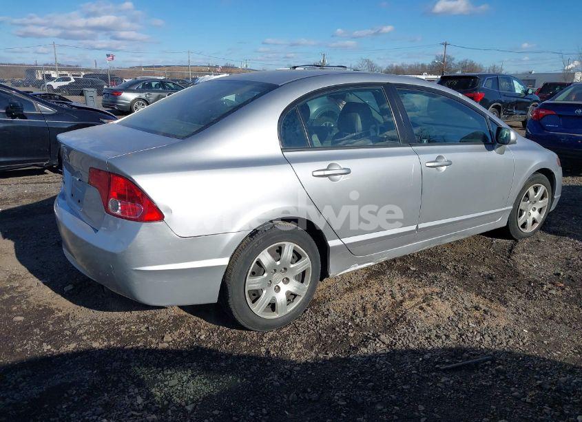 Photo 4 of 2008 Honda Civic LX (VIN 2HGFA16558H350913)